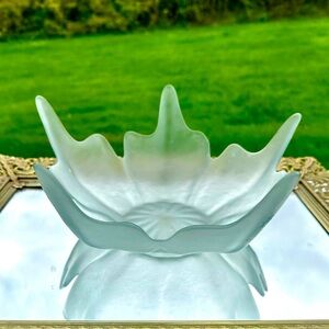 Viking Frosted Satin Glass Lotus Flower Candy Dish 10" MCM Vintage Gray